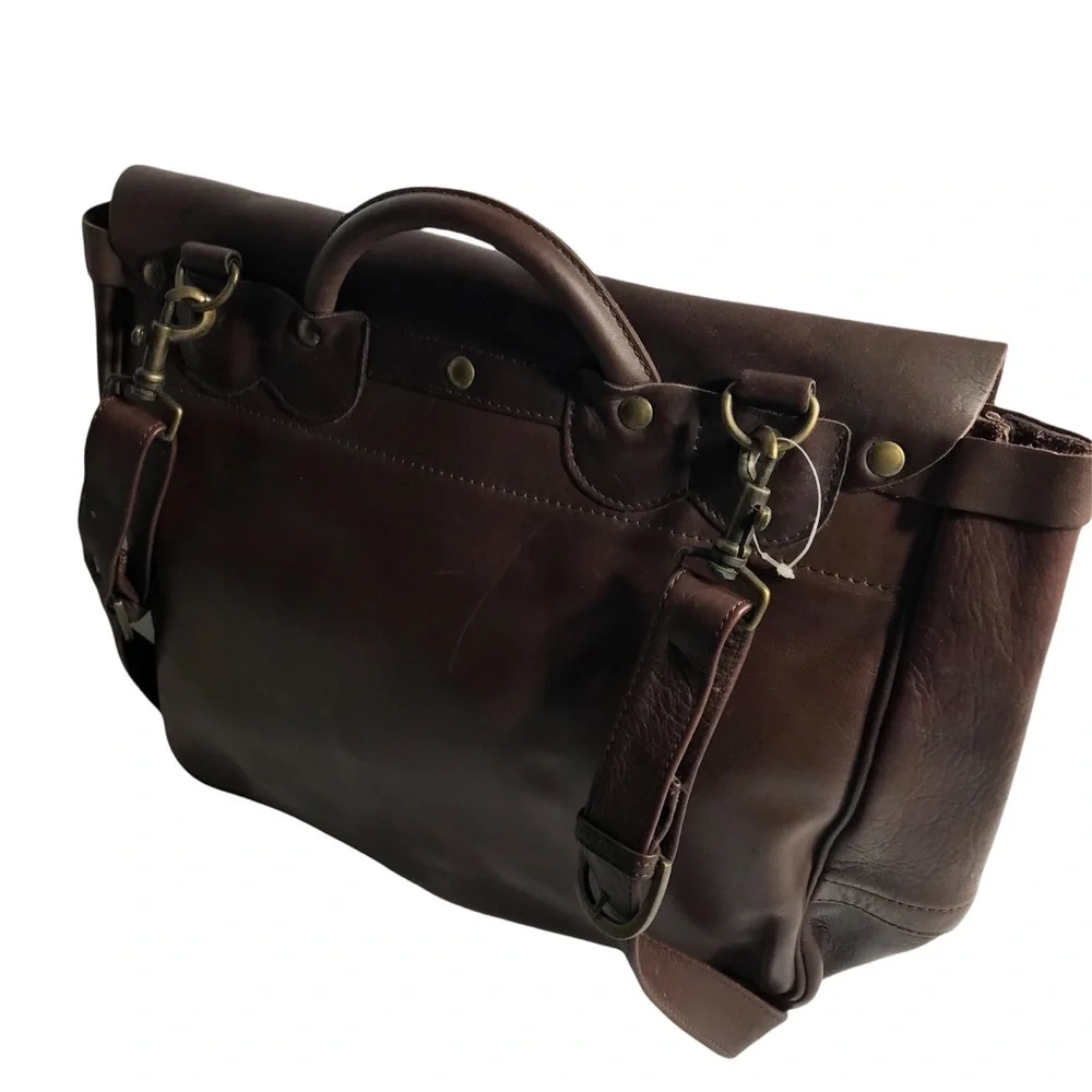 Gap Leather Handbag/Shoulderbag. Adustable shoulder strap. New - Picture 5 of 6